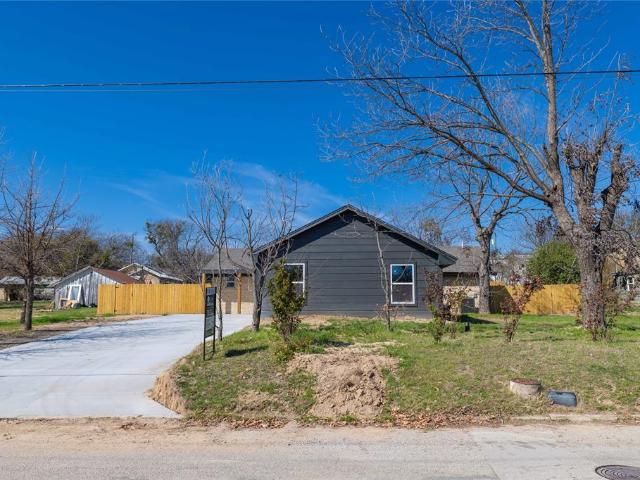 House for sale in Comanche, Texas