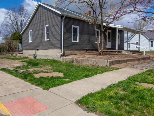 House for sale in Winchester, Indiana
