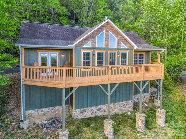 House for sale in Saluda, North Carolina