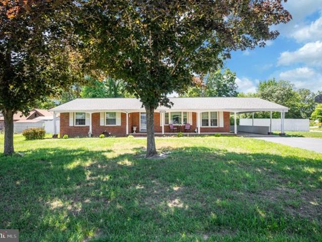 House for sale in Fredericksburg, Virginia