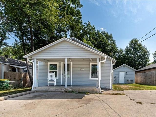 House for sale in Ark