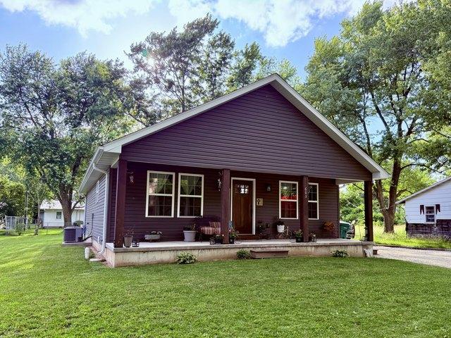 House for sale in Mountain Grove, Missouri