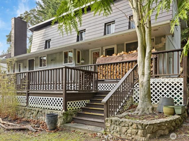 House for sale in La Conner, Washington