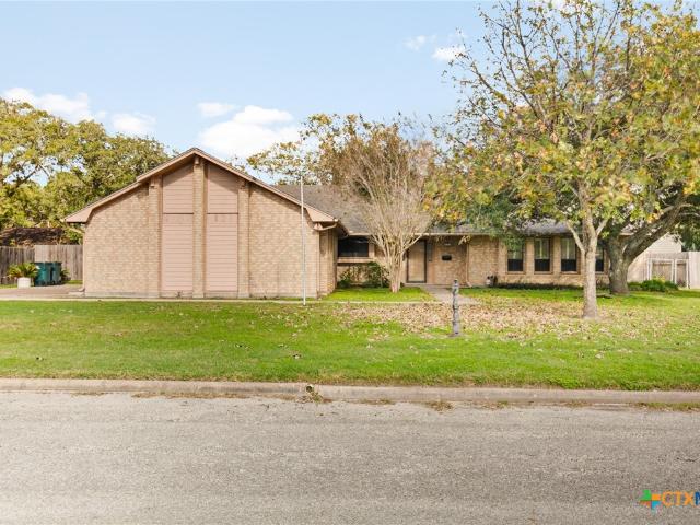 House for sale in Edna, Texas