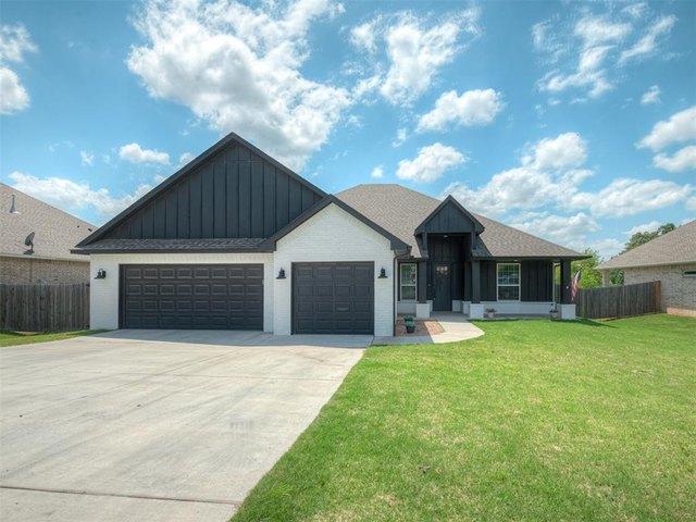 House for sale in Jones, Oklahoma