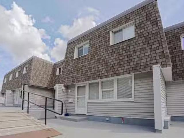 Condo for sale in Wedgewood, Alberta
