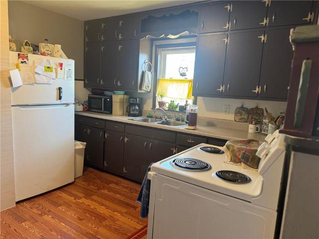House for sale in Windsor, Missouri