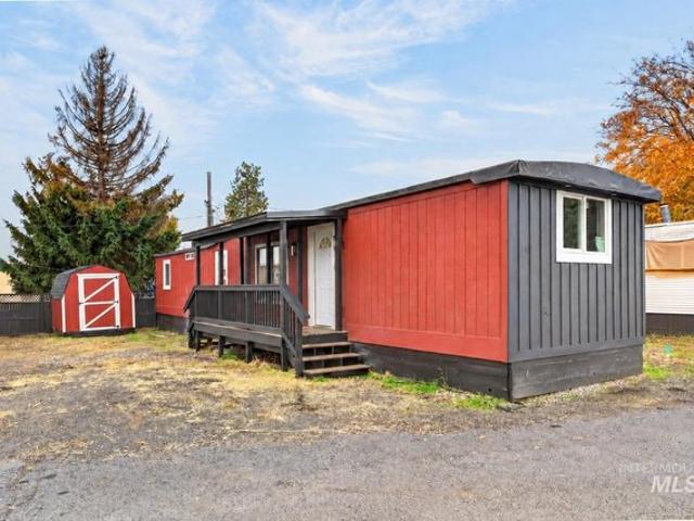 House for sale in Moscow, Latah County