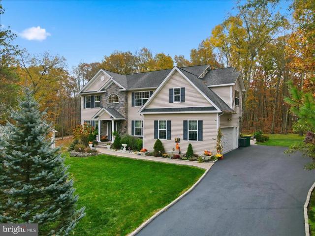 House for sale in Shawnee On Delaware, Pennsylvania
