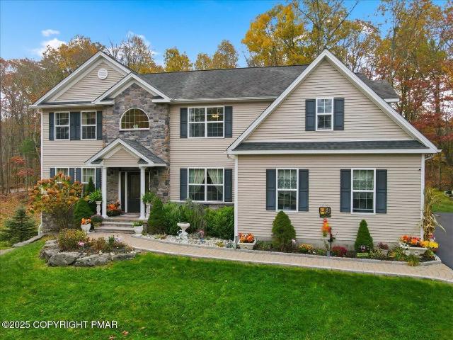 House for sale in Shawnee On Delaware, Pennsylvania