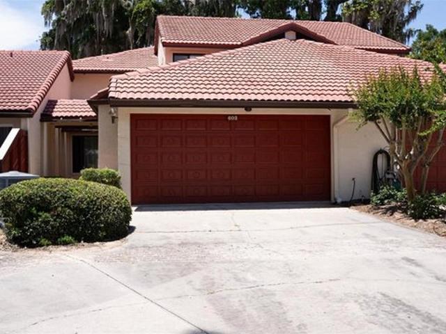 Townhouse for sale in Yalaha, Lake County