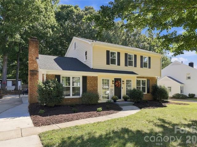 House for sale in Forest Ridge / Wood Hollow, Matthews