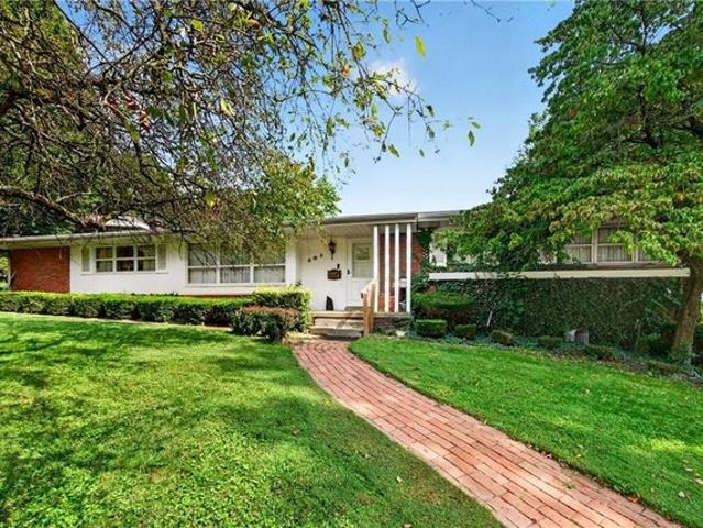 House for sale in Ellwood City, Pennsylvania