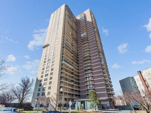 Condo for sale in Hudson, New Jersey