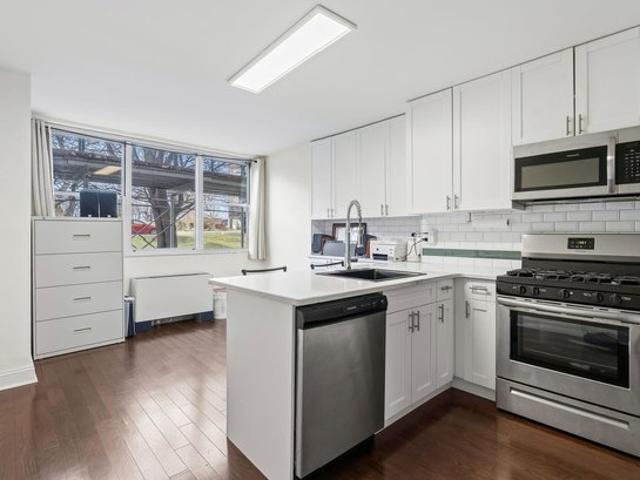 Condo for sale in Hudson, New Jersey