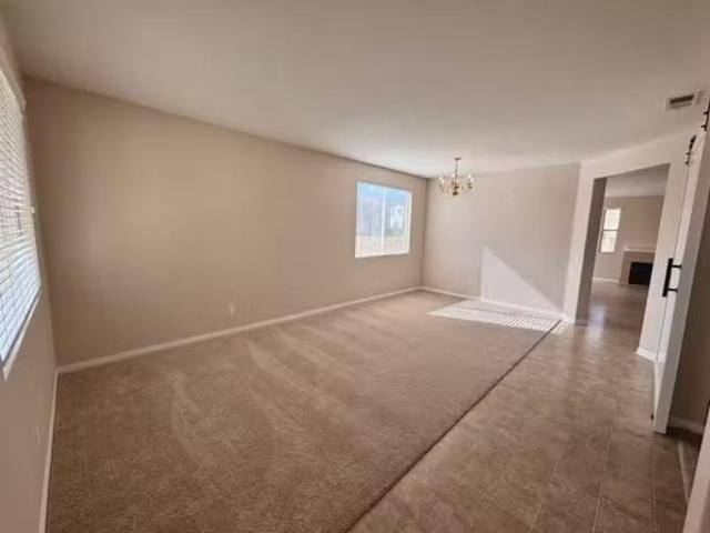House for rent in Corona
