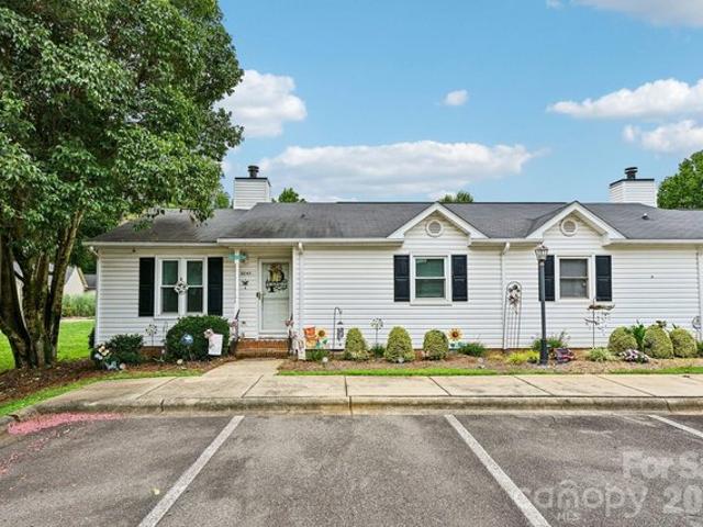 Townhouse for sale in Mecklenburg, North Carolina