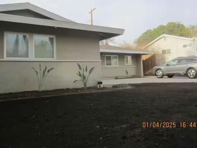 House for rent in Riverside