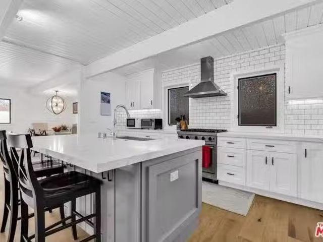 Condo for sale in North Hollywood