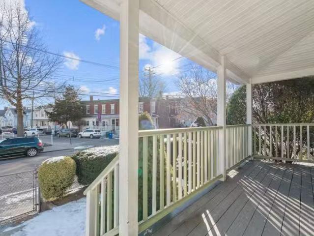 Condo for rent in Bridgeport