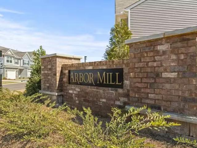 Condo for rent in Piedmont Condo for rent in Piedmont