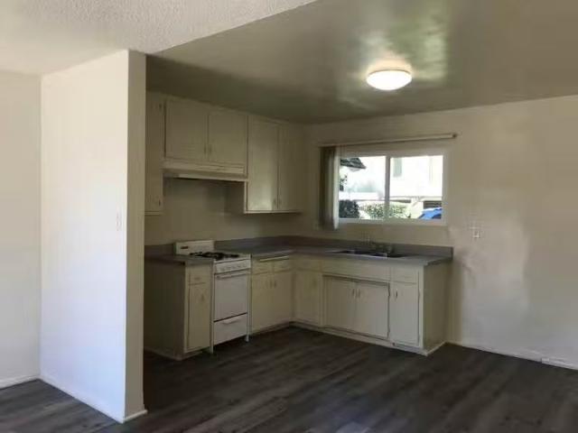 Condo for rent in Downey
