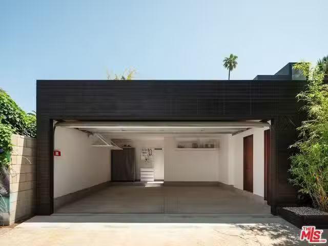 Condo for sale in North Hollywood Condo for sale in North Hollywood