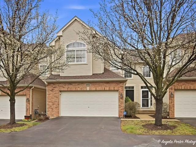 Condo for sale in Hoffman Estates, Illinois