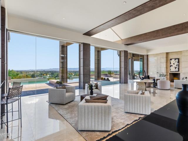 House for sale in Paradise Valley, Arizona