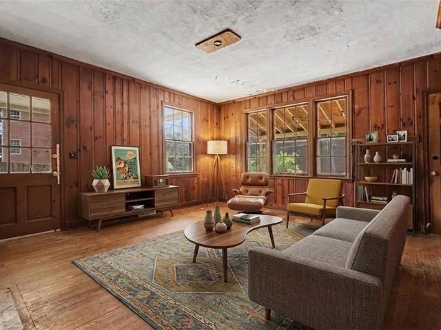 House for sale in Redan, DeKalb County