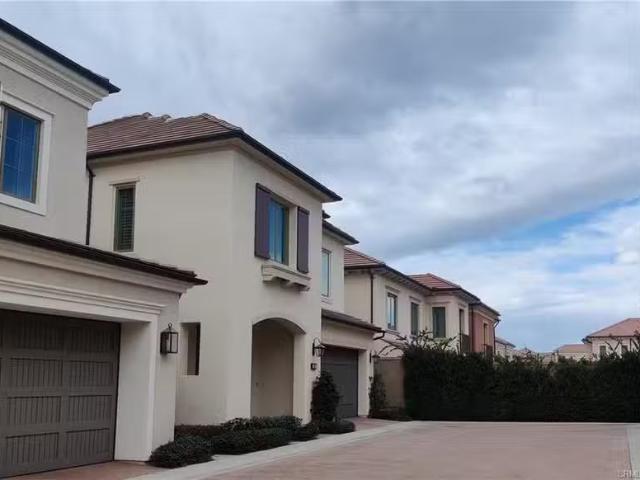 Condo for rent in Irvine
