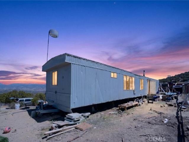 House for sale in Anza, California
