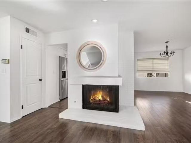 Condo for rent in North Hollywood