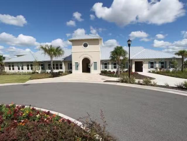 House for rent in Riverview