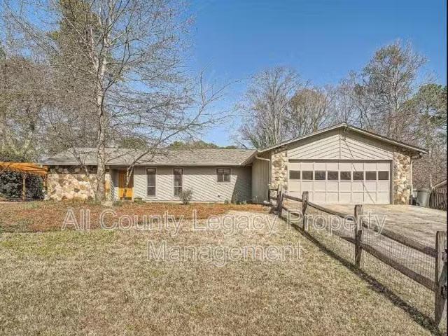House for rent in Lilburn