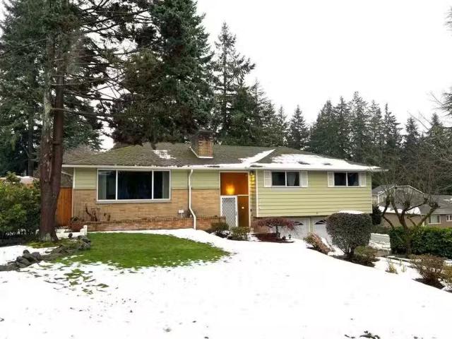 House for rent in Edmonds