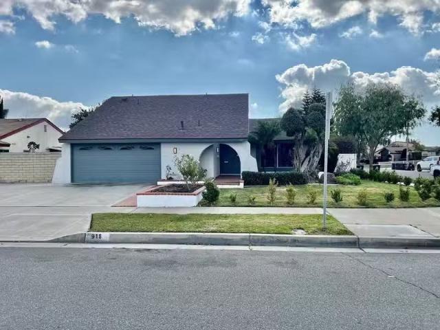 House for rent in Santa Ana