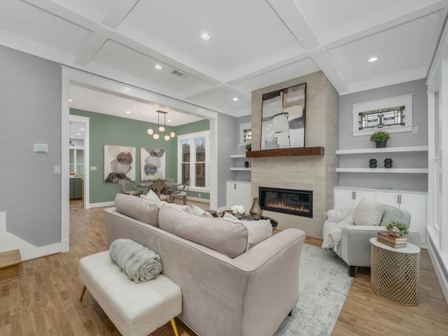 Duplex for sale in Dallas, Texas