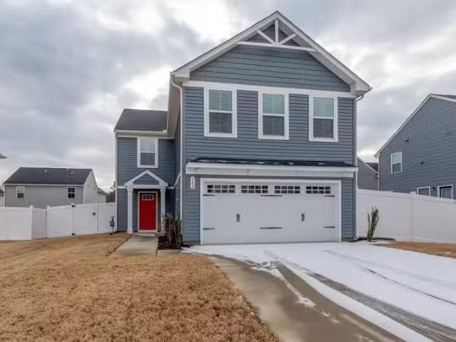House for rent in Williamsburg
