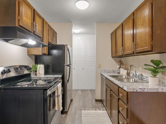 Apartment for rent in Maplewood, Ramsey County