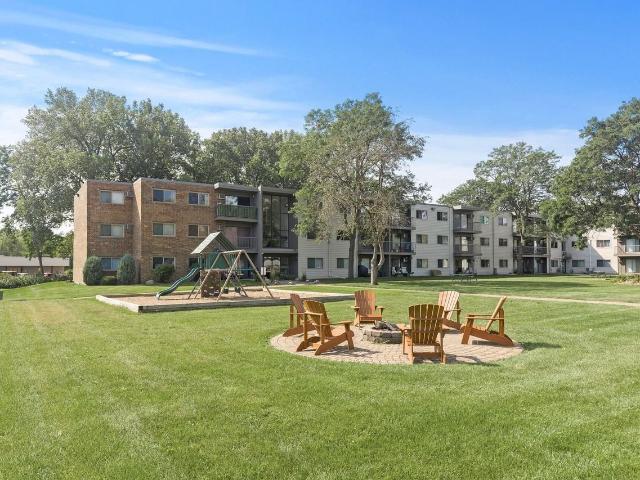 Apartment for rent in Maplewood, Ramsey County