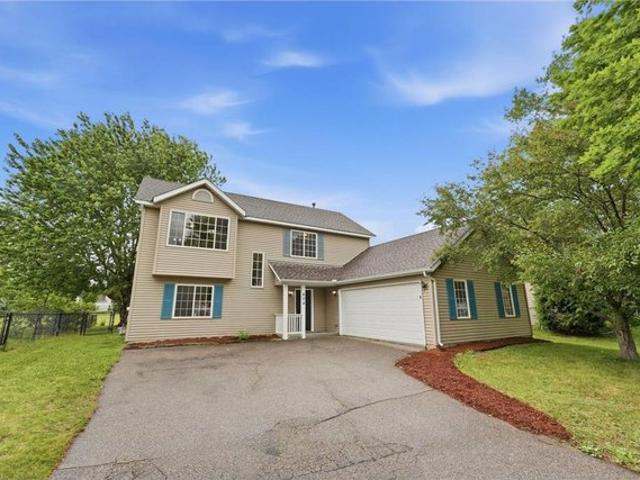 House for sale in Farmington, Minnesota