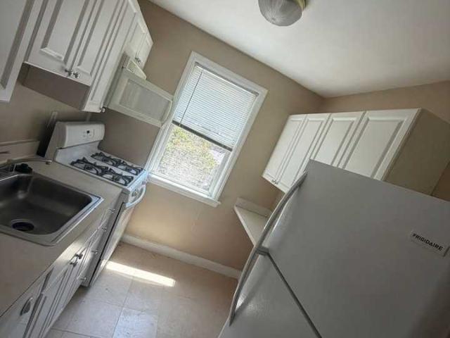 Apartment for rent in Stanton Park, Washington