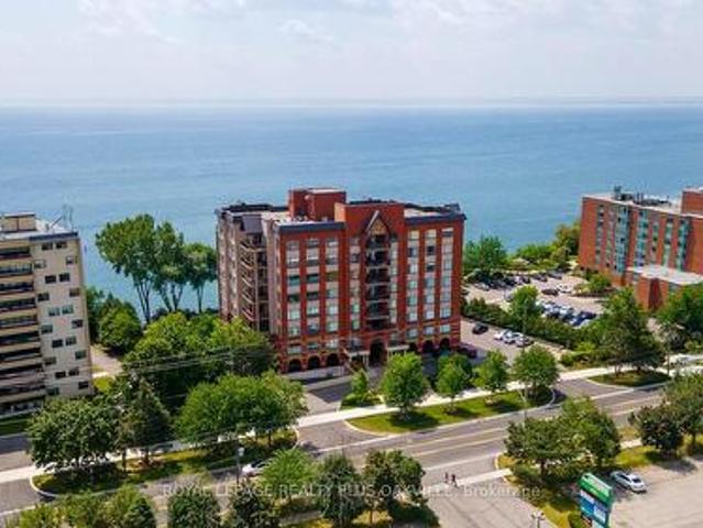 Condo for sale in Burlington, Ontario