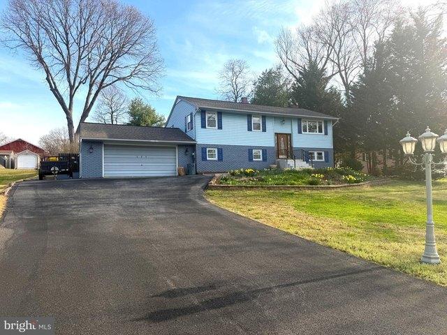 House for sale in Pasadena, Maryland