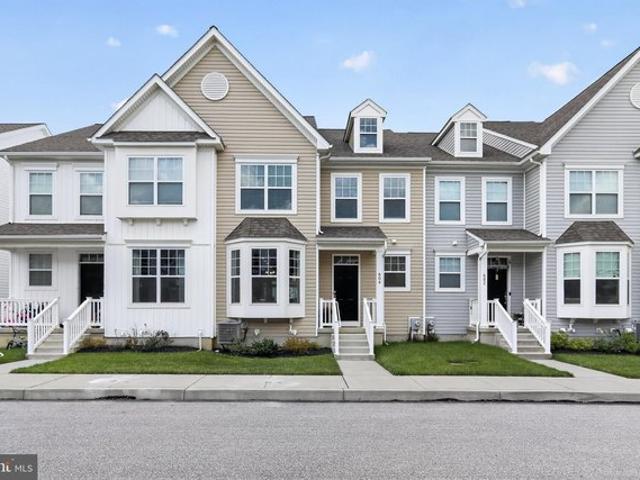 Townhouse for sale in Chester, Pennsylvania