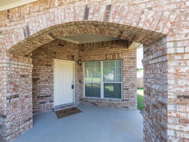 House for sale in Arlington, Texas