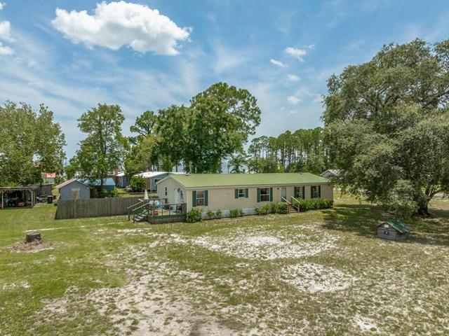 House for sale in Eastpoint, Florida