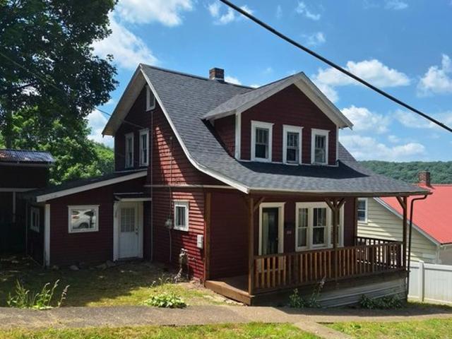 House for sale in Venango, Pennsylvania