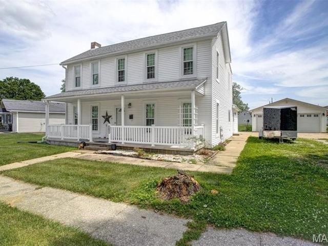 House for sale in Jersey, Illinois